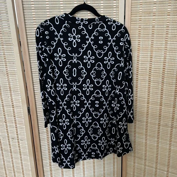 Black / White Knit Tunic XXL - Picture 3 of 6